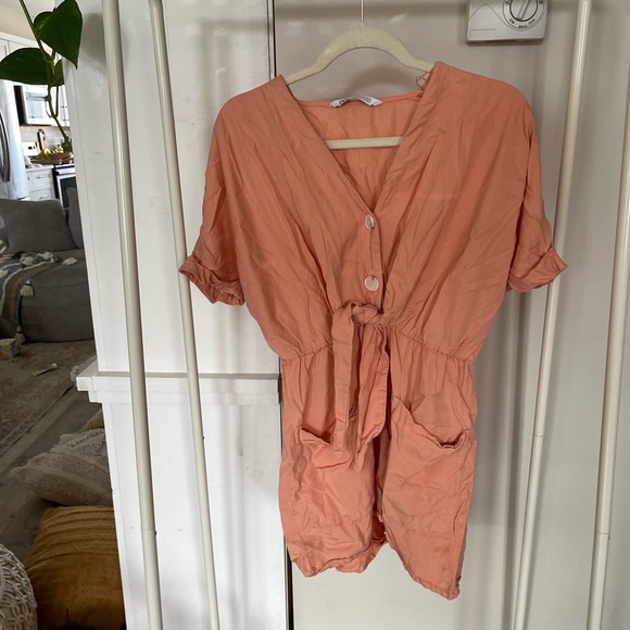 Light pink Zara Romper - Picture 1 of 4